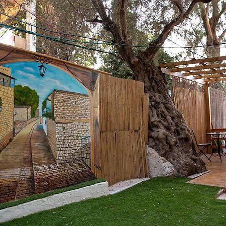 Mendy'S Accommodation Safed Exterior photo