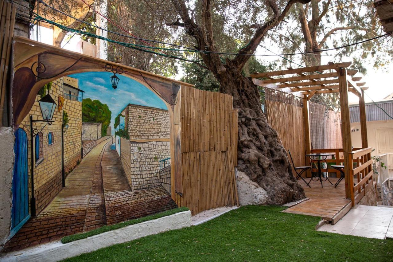 Mendy'S Accommodation Safed Exterior photo